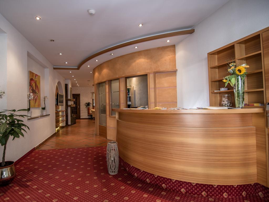 Apart- Hotel Sonnhof Royalザーファウス エクステリア 写真